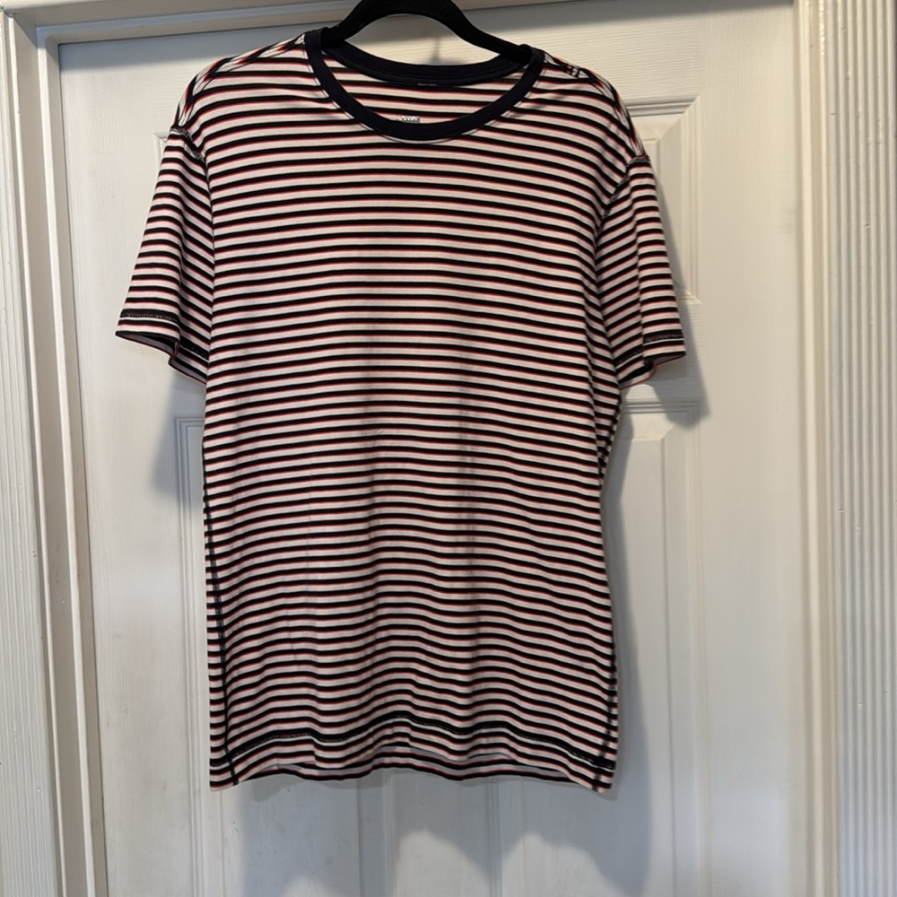 Lululemon Five Year Basic Tee Crew Neck Red White… - image 2